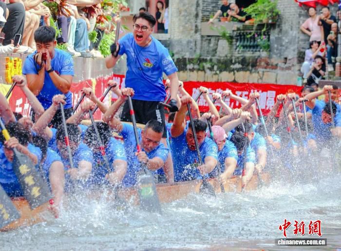 广东端午假期举办超千场龙舟活动 文旅体商融合促消费
