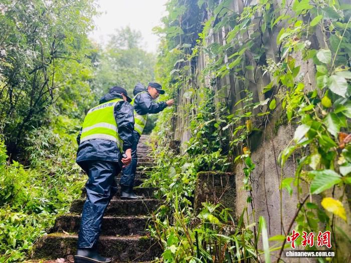 铁路公安机关加强汛期安全防线 排查171个防洪点等隐患  第1张