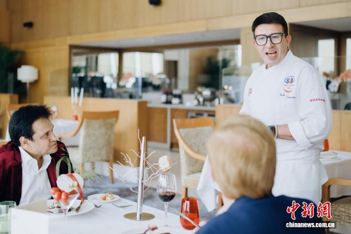 意大利厨师尼古拉·圣乔瓦尼研发创意意面 融合重庆与那不勒斯风味  第2张