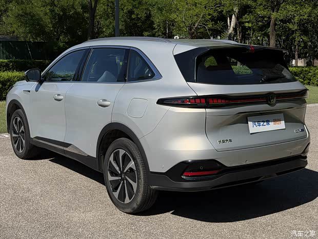 长安CS75PLUS HEV车型启动媒体试驾  第10张