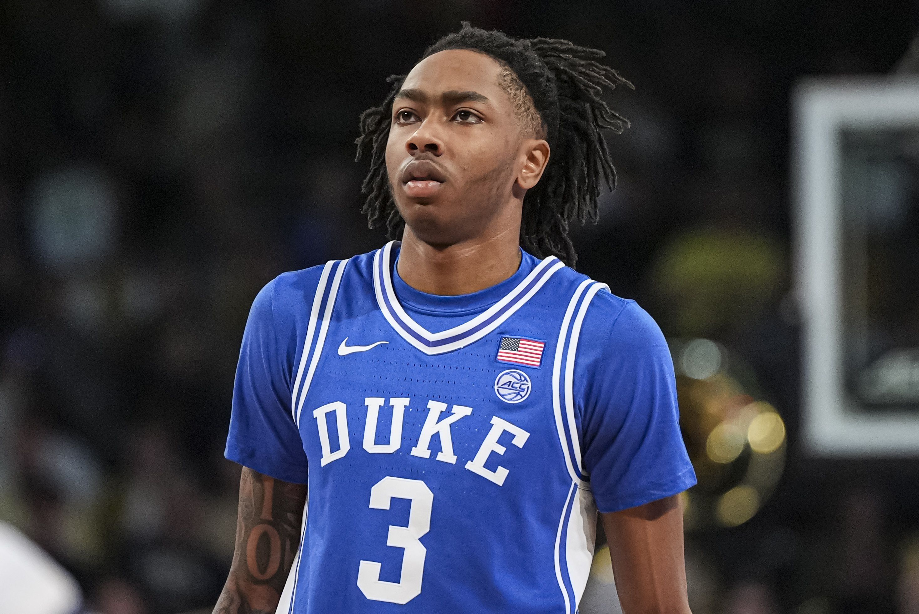 以赛亚·埃文斯透露首件NBA球衣为哈登篮网时期球衣，场均15分选秀预测首轮末
