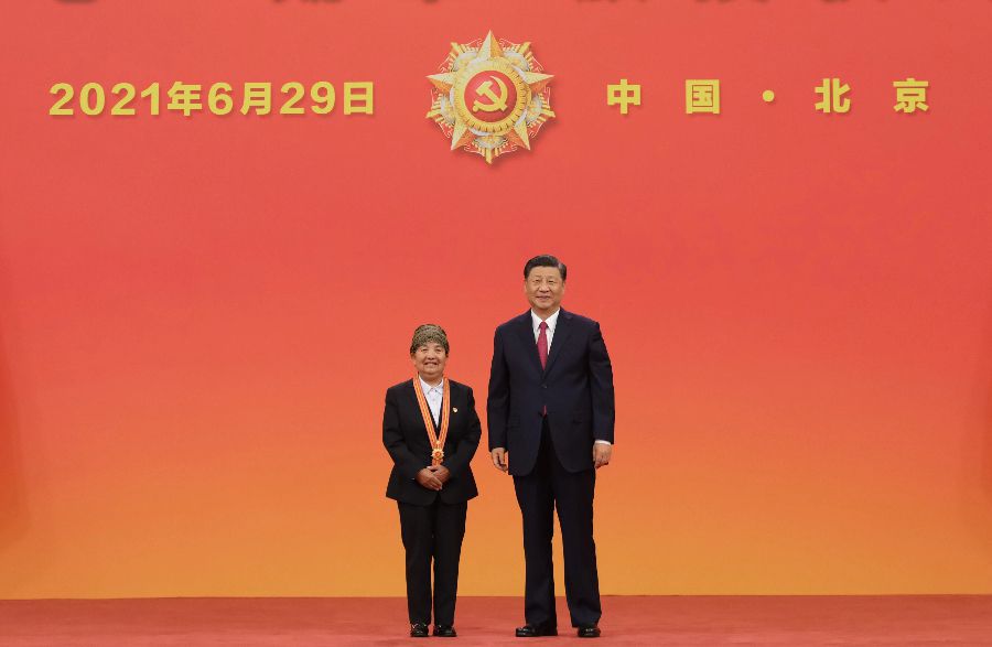 习近平总书记给新华社百岁老党员回信 向全国老党员致以问候  第3张