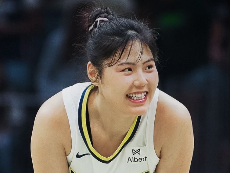 WNBA：达拉斯飞翼加时112-110胜风暴，李月汝10分3篮板创赛季新高