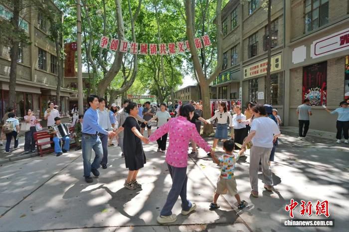 西安工业旅游热度攀升 老旧厂房改造项目暑期迎客  第2张