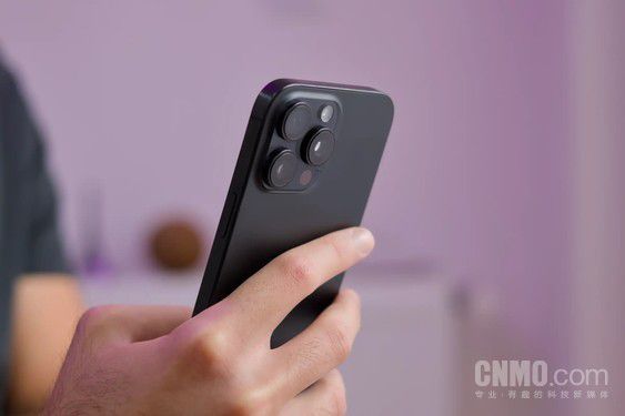 支付宝在西安、大连、济南三地支持iPhone用户通过苹果钱包开通交通卡