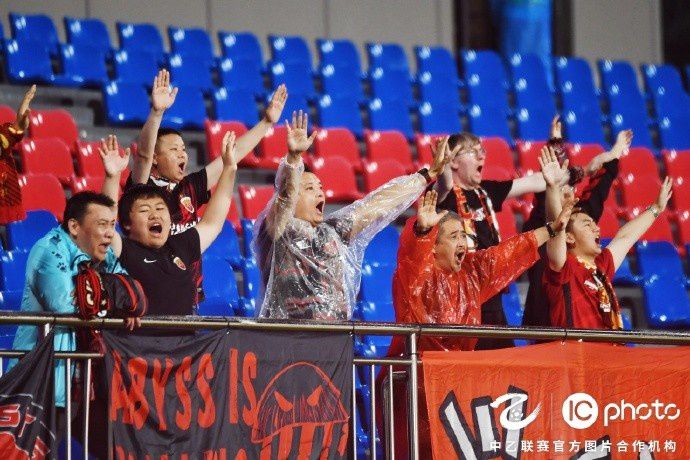 上海海港富盛经开队客场2:2战平海门珂缔缘，替补双星连追两球  第9张