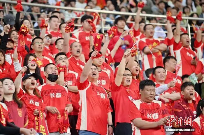 东北民间联赛“整活儿”走红，世界杯之外的独特风景  第18张