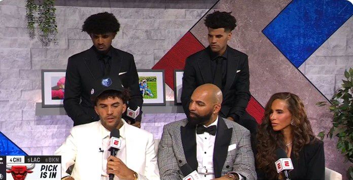 卡梅隆·布泽尔在2026年NBA选秀中当选探花秀