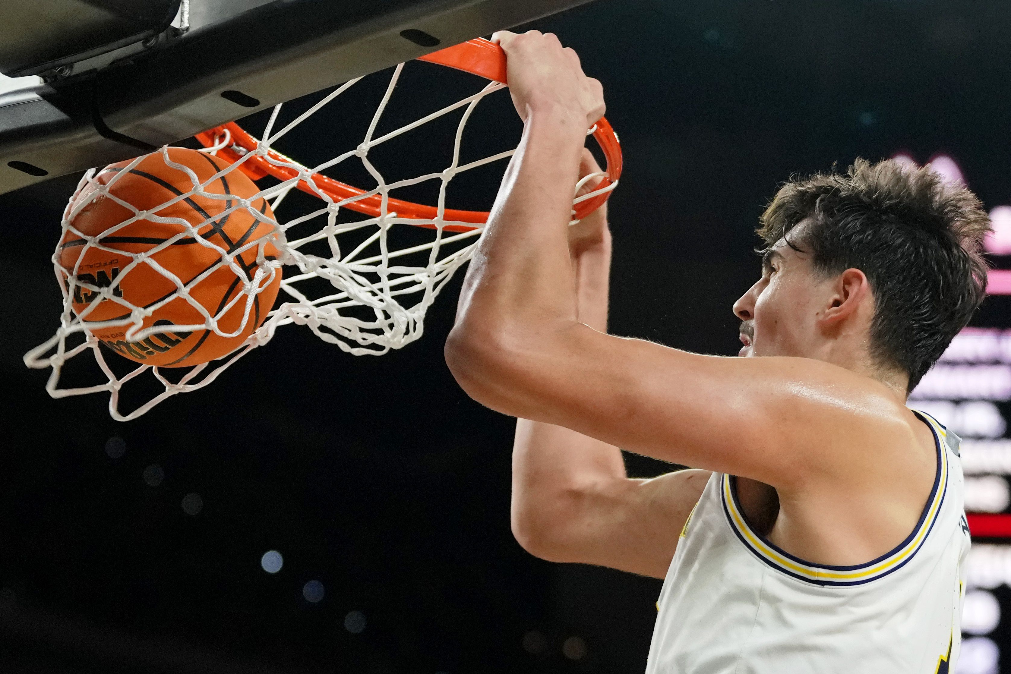 密歇根大学三人入选2026年NBA选秀乐透区 创NCAA冠军纪录