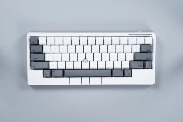 HHKB Studio一体式输入设备集成键盘与触控面板 提供墨雪双色方案  第3张