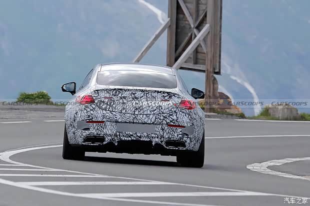 梅赛德斯-AMG CLE 63路试谍照曝光 预计2027年搭载V8发动机上市  第4张