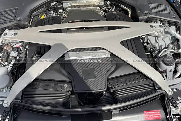 梅赛德斯-AMG CLE 63路试谍照曝光 预计2027年搭载V8发动机上市  第6张