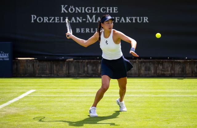 王欣瑜淘汰费尔南德斯 晋级WTA500巴特洪堡草地八强