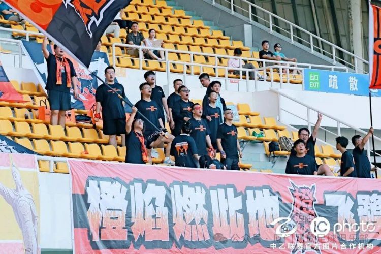 三轮不胜！中乙第十三轮厦门飞鹭0-0湖北青年星 李宗儒的告别之战  第11张