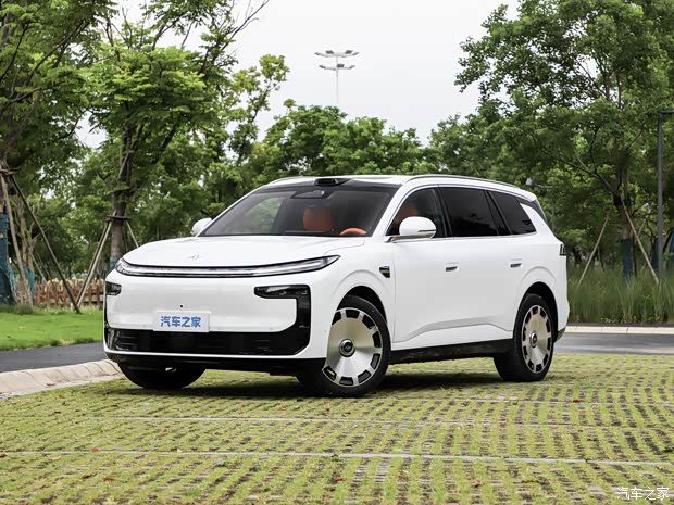 东风奕派M8(参数|询价)将于6月28日开启预售 三季度内完成上市交付  第1张