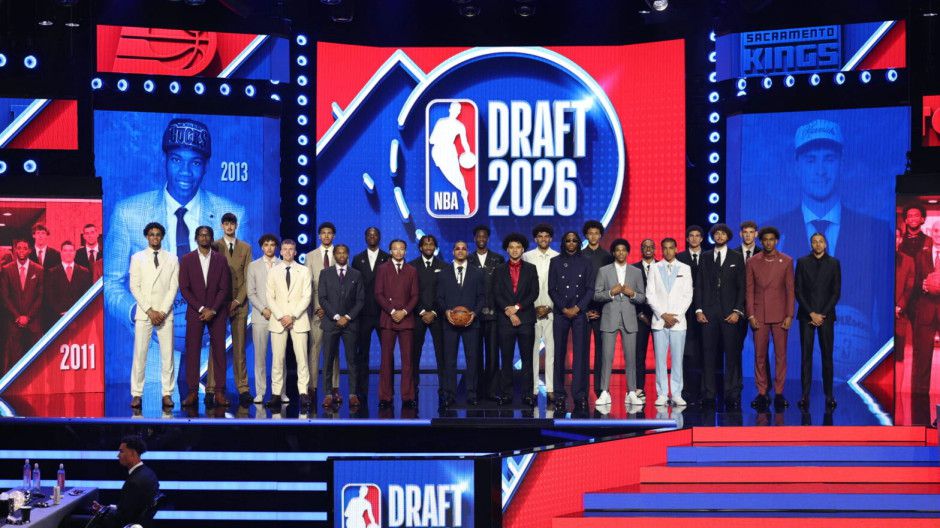 2026年NBA选秀大会首轮落幕，奇才状元签摘得迪班萨等15人获选  第2张