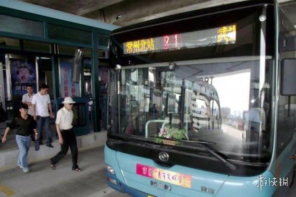 2025年全国城市公共汽电车客运量降至365.66亿人次  第1张