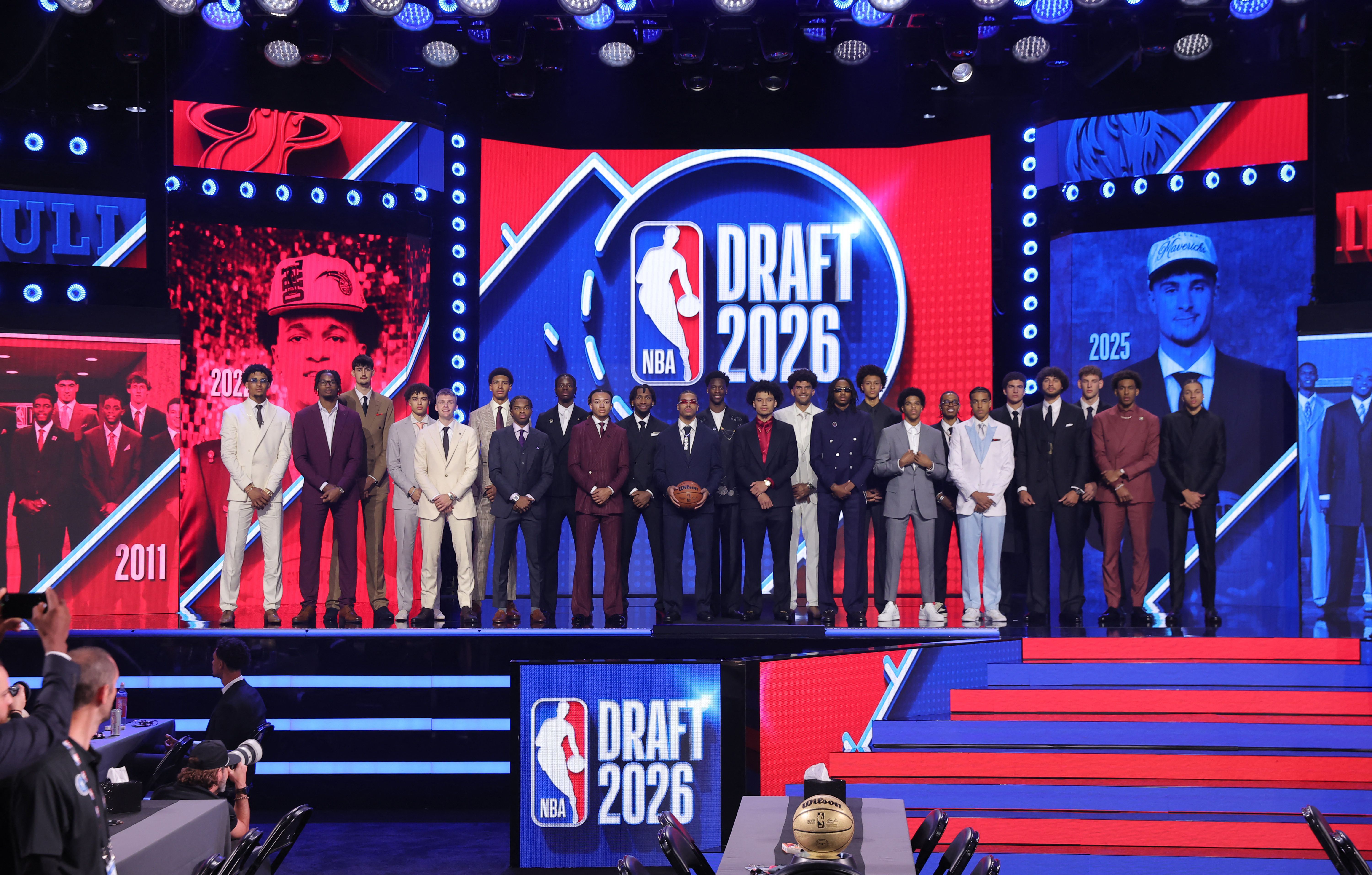 The Athletic专家逐顺位解析2026年选秀大会实时选况