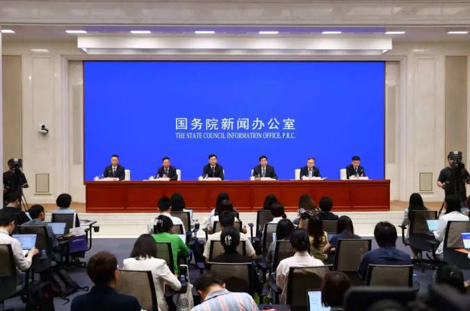 全国人大常委会通报民族团结进步促进法立法基本情况  第1张