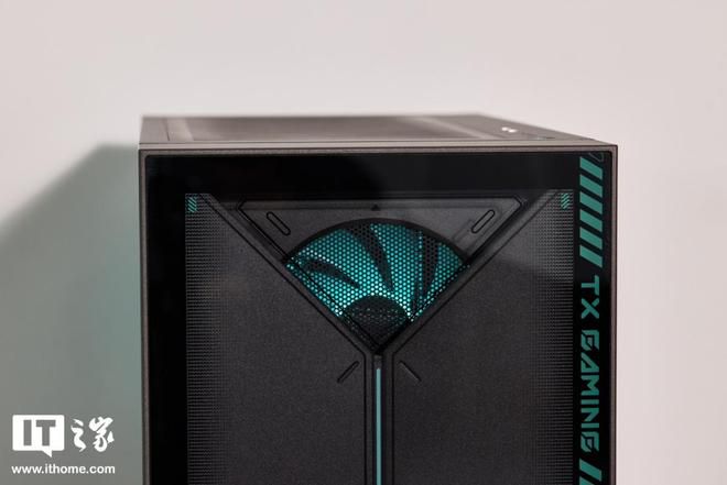 华硕天选7X高性能游戏主机外观设计全面升级  第4张