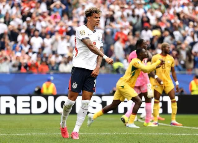 英格兰0比0战平加纳，破密防难题浮出水面  第2张