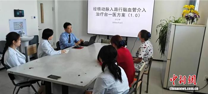浙江援疆医生应江鲜再次赴阿拉尔医院开展柔性援疆 第2张 浙江援疆医生应江鲜再次赴阿拉尔医院开展柔性援疆 第2张