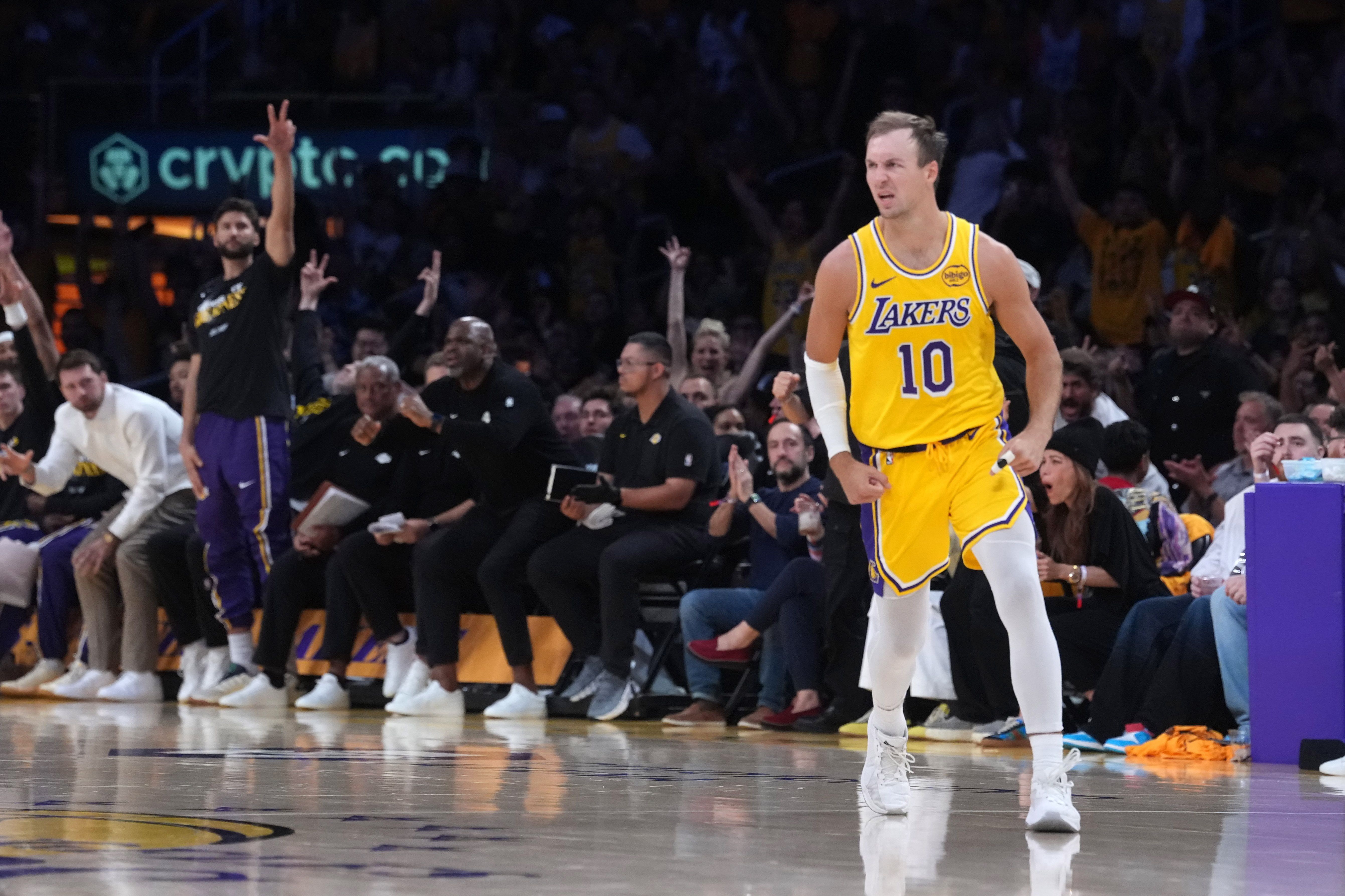 2025-26赛季NBA:交易后表现提升球员盘点 第3张 2025-26赛季NBA:交易后表现提升球员盘点 第3张