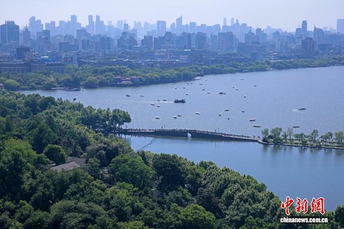 杭州西湖文化景观列入世界遗产名录十五周年 智慧设备展开立体巡护