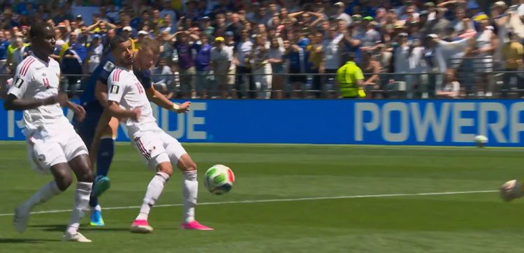 世界杯小组赛：波黑上半场2-1领先卡塔尔，阿拉伊贝戈维奇世界波破门  第18张