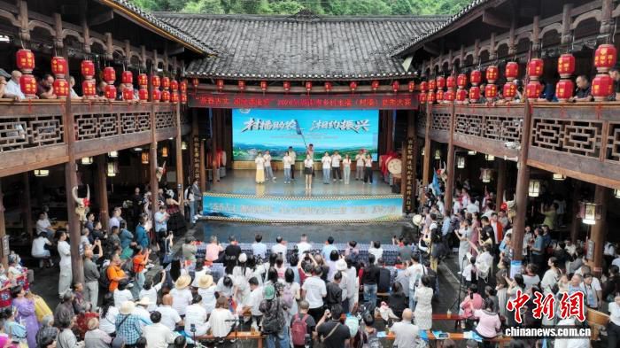 湖南省村播夏季大赛启幕，240名主播齐聚古丈实景比拼