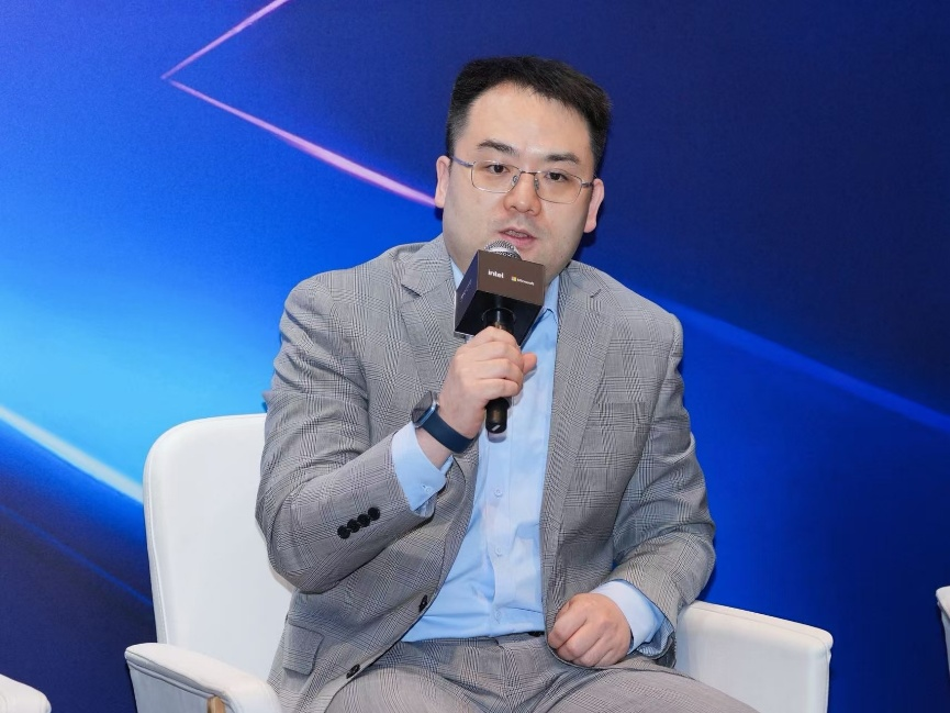 智能化转型瓶颈转向基础设施，CIO与CTO面临数据与算力调度新课题  第3张