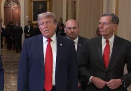 美国参议院通过限制总统对伊战争权力决议 特朗普与共和党参议员卡西迪发生争吵