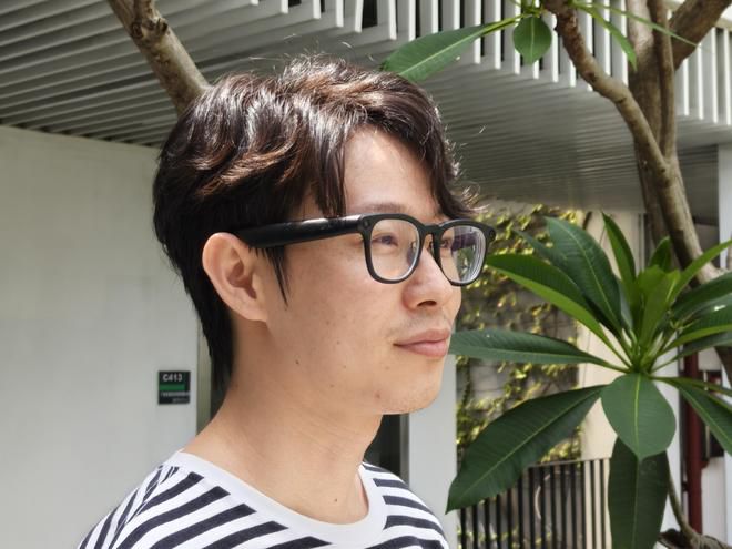AI眼镜实际体验聚焦佩戴与续航 雷鸟V4进步与短板并存  第2张