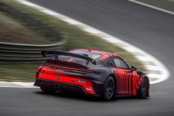 保时捷911 GT4 R全球首发 2027赛季起参赛  第2张