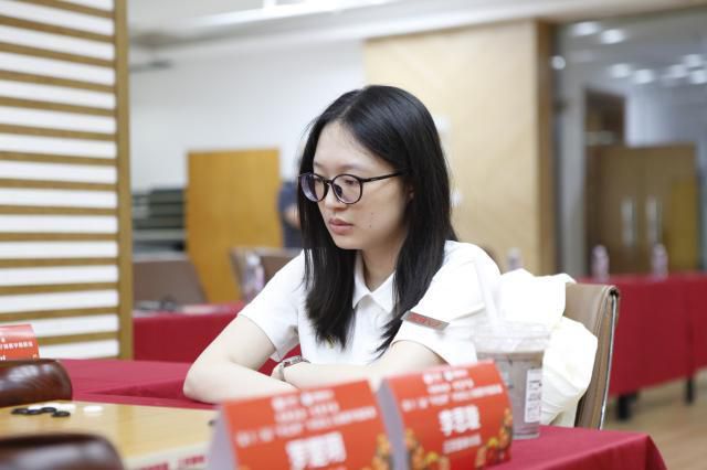 女子围甲第六轮主场告负,江苏国缘V3队让出榜首 第5张 女子围甲第六轮主场告负,江苏国缘V3队让出榜首 第5张