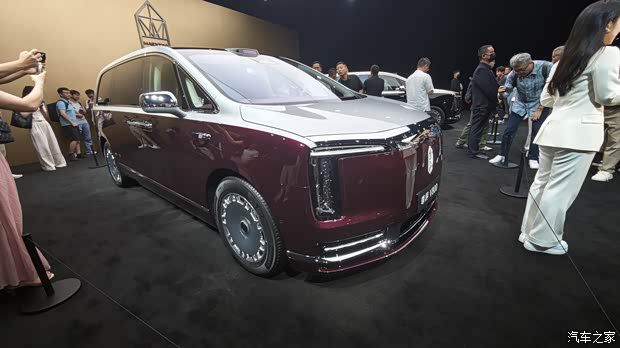 尊界V680与V800开启预售 预售价区间定在65万至120万元 第5张 尊界V680与V800开启预售 预售价区间定在65万至120万元 第5张