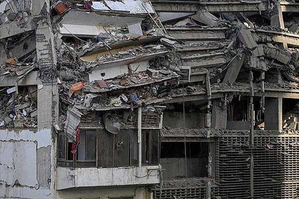 委内瑞拉遭遇强震，建筑损毁严重