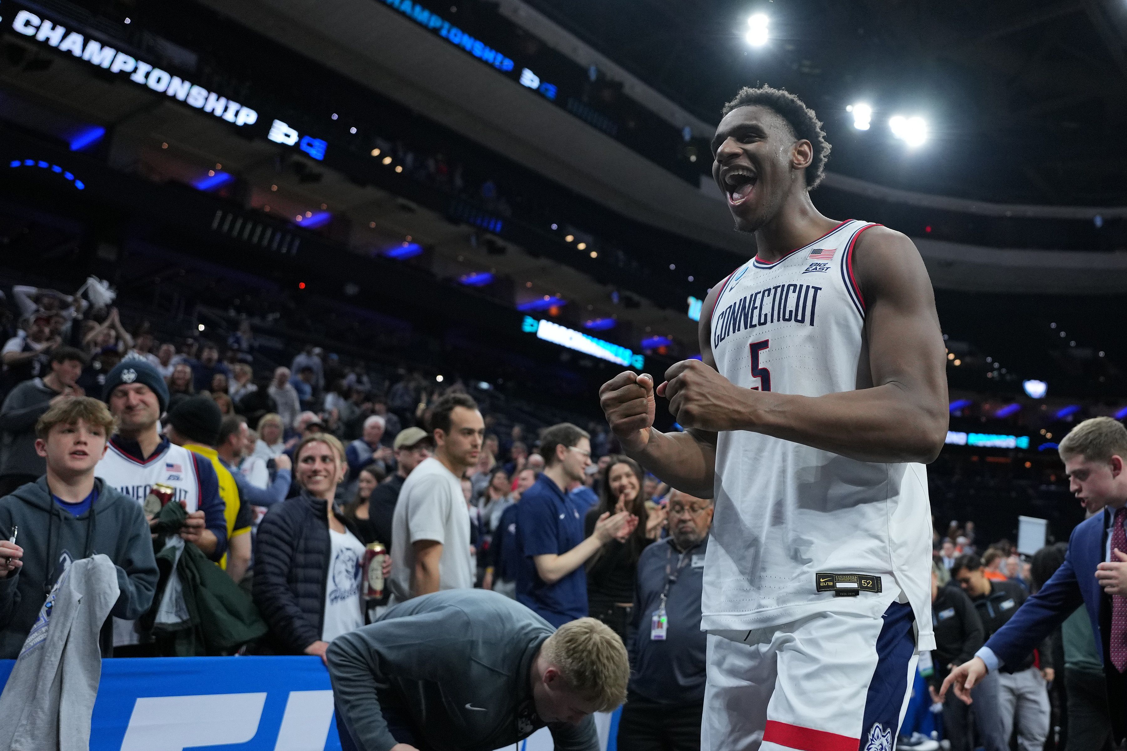 马刺26号秀里德谈双料失利：NCAA决赛与NBA总决赛败北成下赛季动力