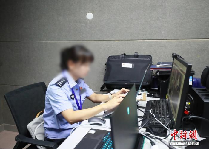 女警“刀尖芳华”：中老铁路上的禁毒纪实  第3张