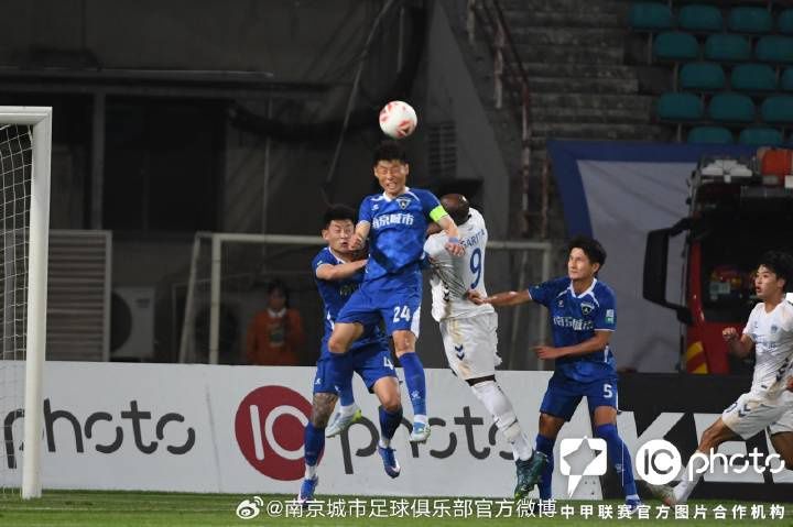 南京城市官方：杜君鹏效力期间出场32次，展现职业精神  第3张