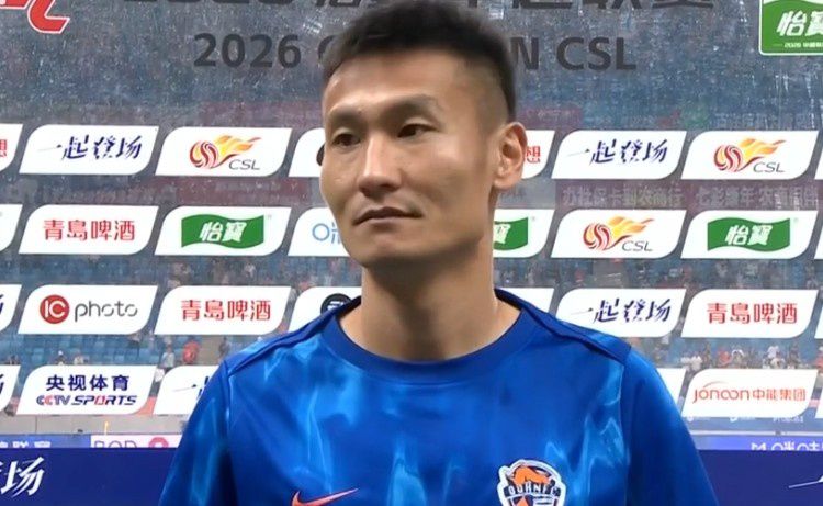 宋文杰2传1射助青岛海牛取胜：身为老将要传授经验