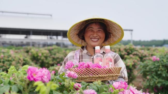 伊利携锁鲜盖技术入局茶饮无糖茶市场五年复合增速超70  第10张