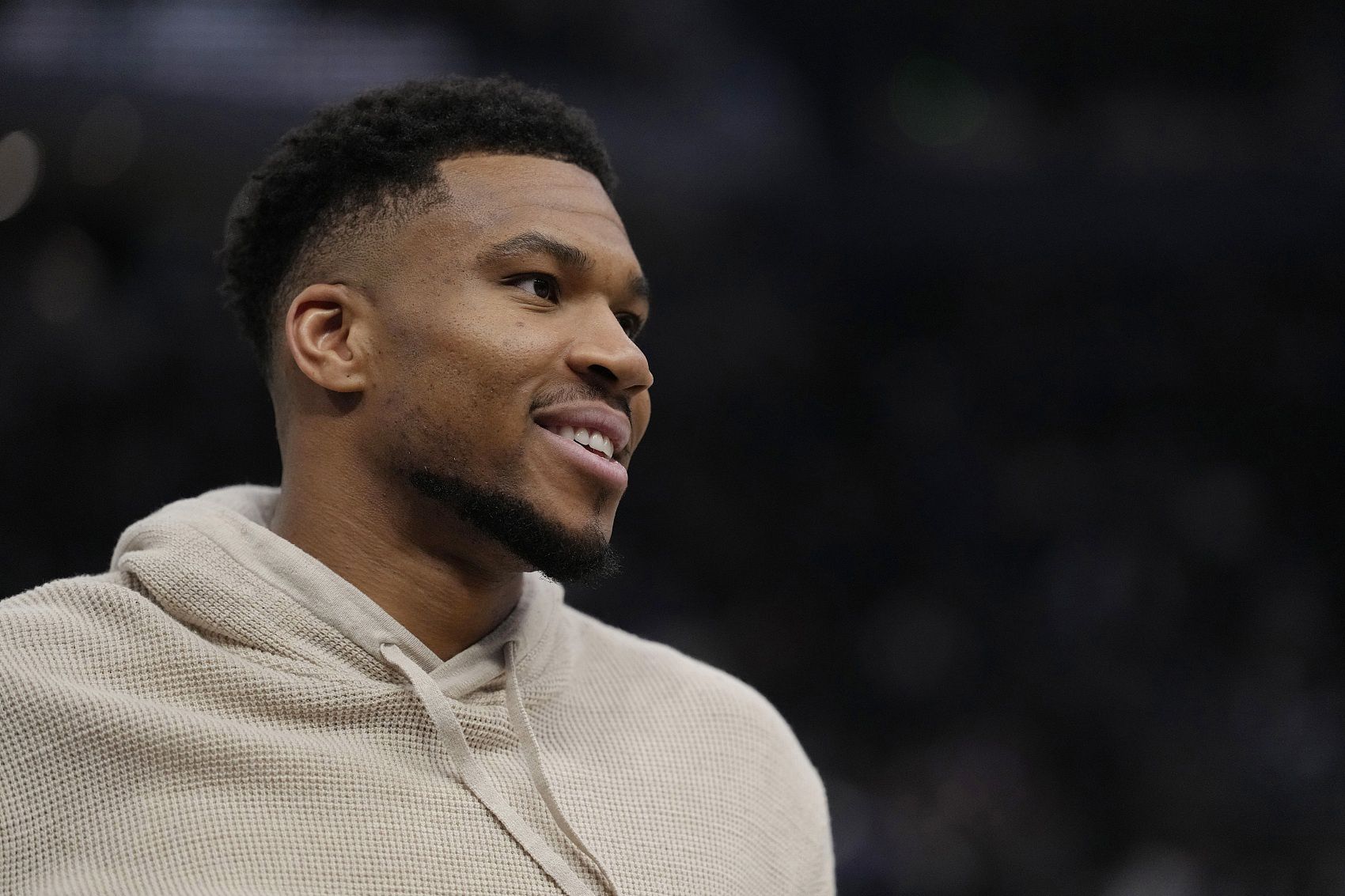 ESPN：雄鹿多年秉持核心准则不轻易交易字母哥 小球市倾尽未来打造争冠阵容  第1张