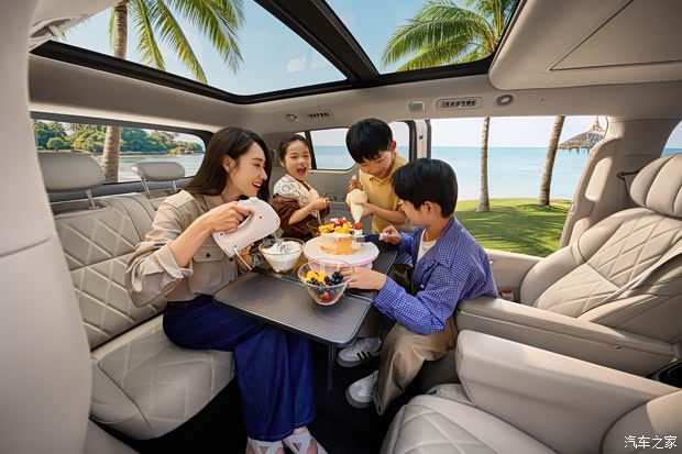 零跑汽车首款MPV D99正式上市 六款车型售价24.98-31.98万元  第28张