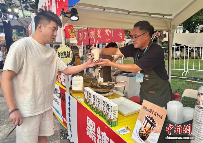 台湾美食文创市集在浙江绍兴启幕 50种小吃“组队出摊”
