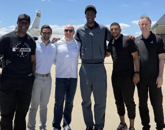 NBA状元迪班萨亮相奇才，用“1+3=4”解释4号球衣选择  第2张