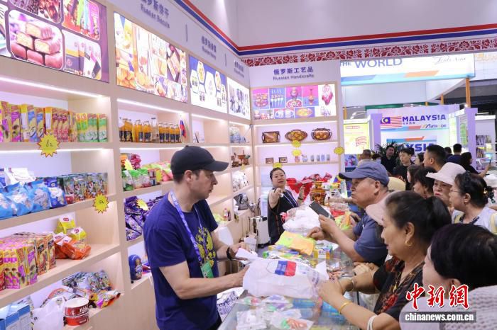 第九届中国—亚欧博览会海外展商单日销售额达五万元