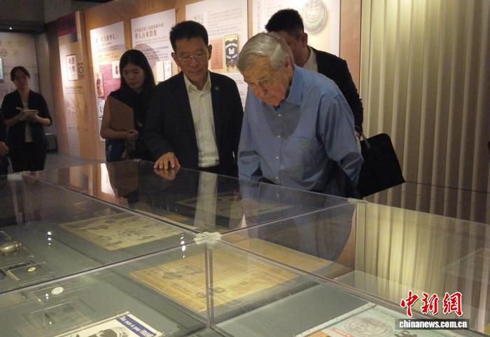 中美民间友好文物展在京开展 五个篇章梳理两国百年交往脉络