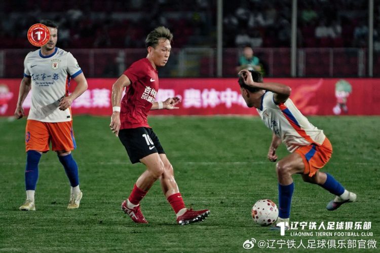 辽宁铁人楠波湾主场1-5负于山东泰山，三连胜遭终结  第9张