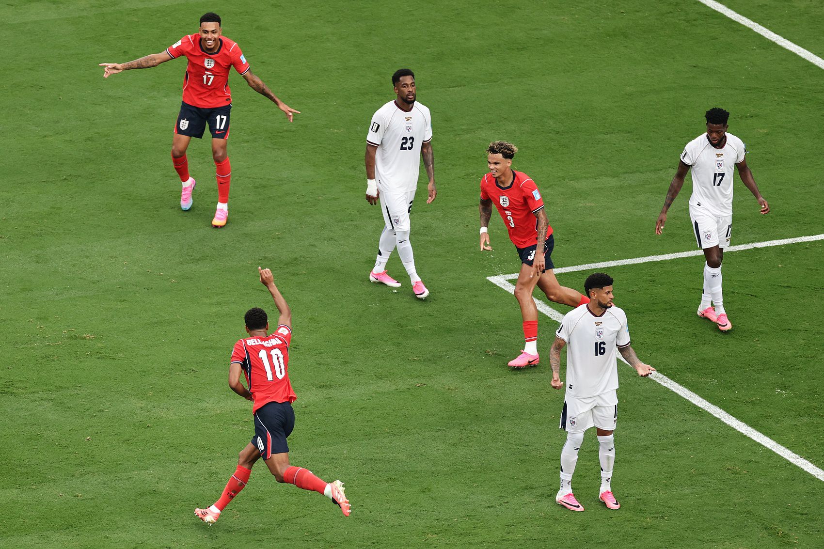 英格兰2-0胜巴拿马小组头名出线，凯恩创队史纪录  第5张